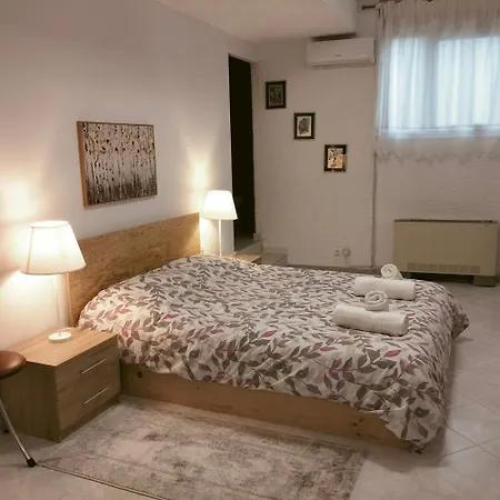 Apartment Palioktima - Sleep N Go