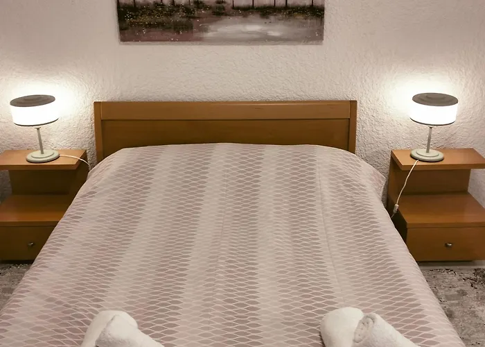 Palioktima - Sleep N Go Appartement Neon Rysion
